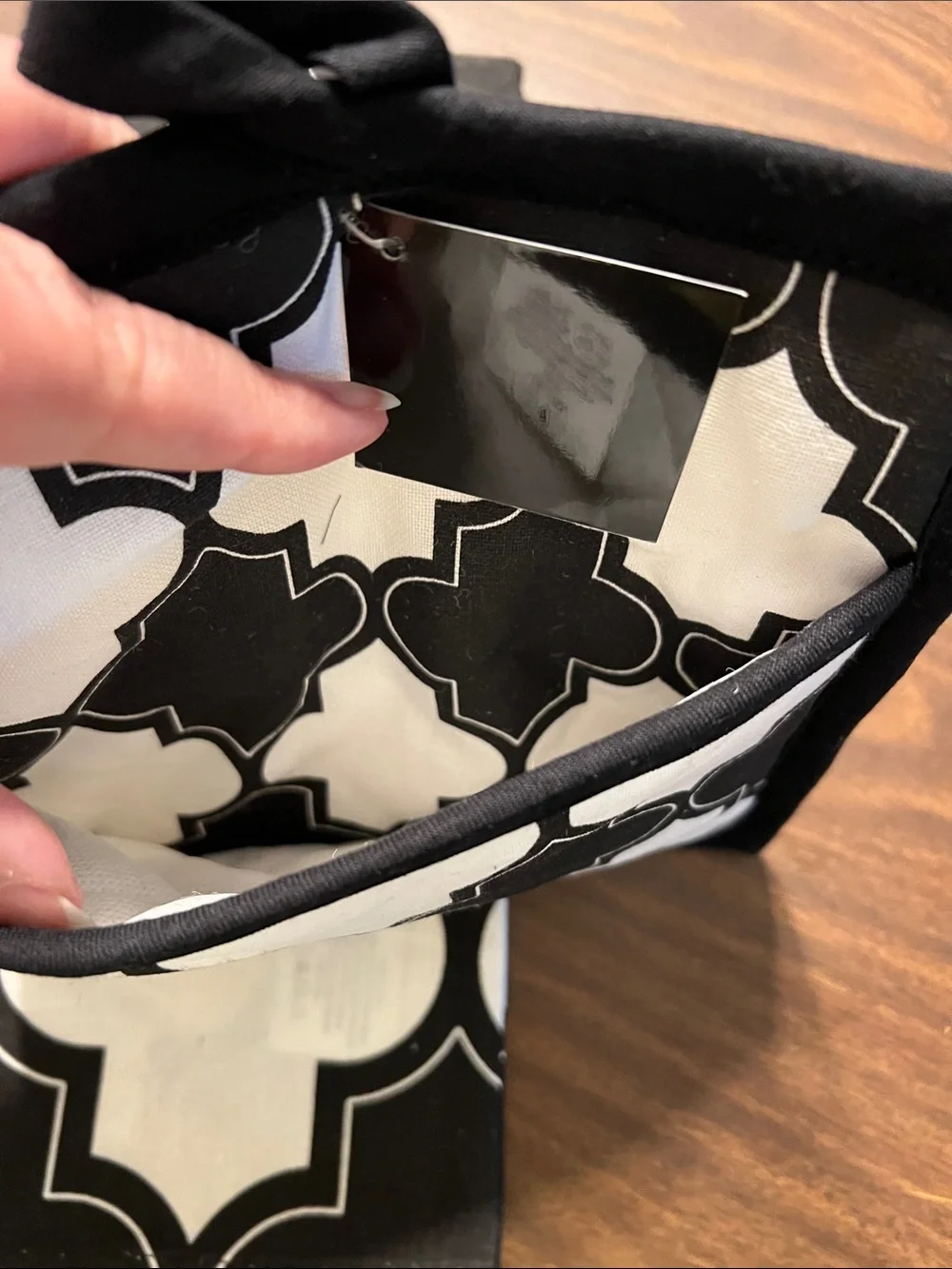 Black and White Geometric Pot Holder and Towel Set - Unbranded